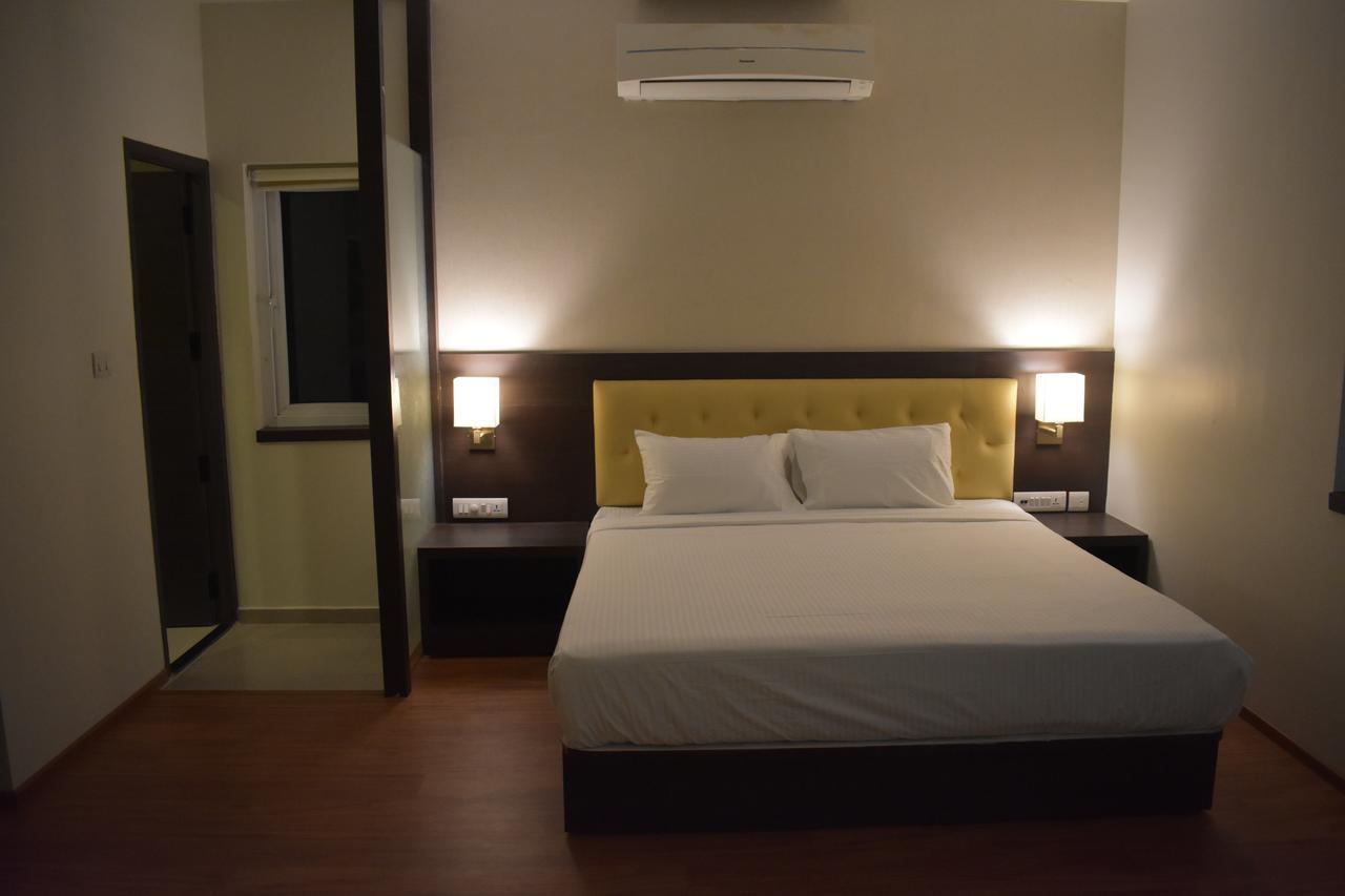 阿卡迪亚大酒店-斯里兰格姆 Tiruchirappalli 外观 照片
